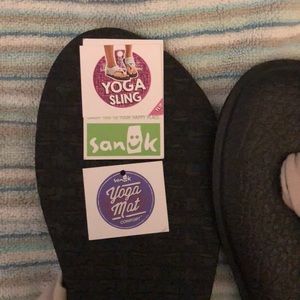 Sanuk Shoes - Brand New Sanuk sandals Sanuk Shoes - Brand New Sanuk sandals